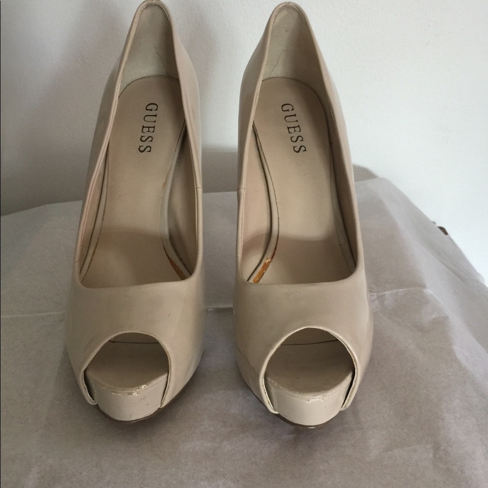 Used-Size 8 Guess Open Toe Beige Pumps